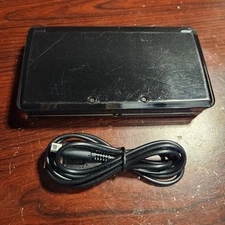 Nintendo 3DS System - Cosmo Black - W/Charger 