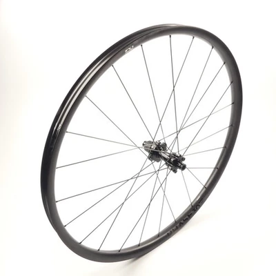 Newmen Phase 30 Light Vonoa Carbon/Carbonspeichen Laufrad Hinten 29" #19410