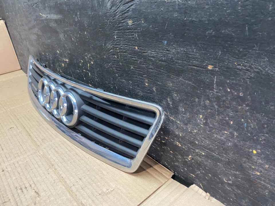Audi A6 2002 2003 2004 parrilla superior delantera OEM V2871 DG Foto 2 de 4
