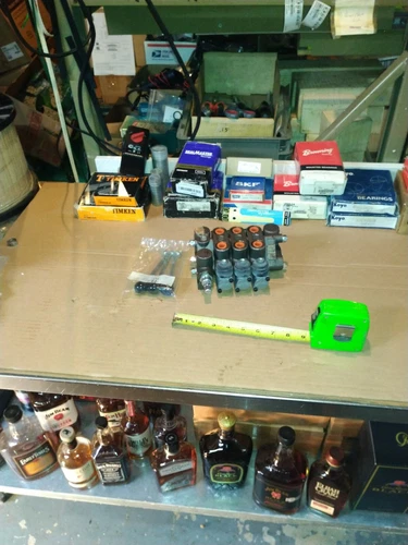 1) **New** "PIONEER", HR4535A. 3 Spool, Refuse Tarp Control Valve. **Cheap** 