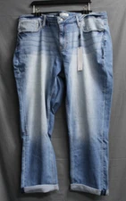 VIGOSS Thompson Tomboy Stretch Cuff Medium Wash Jeans Size 22W *NWT*