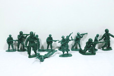 Army Figurines Green Plastic Lot 1