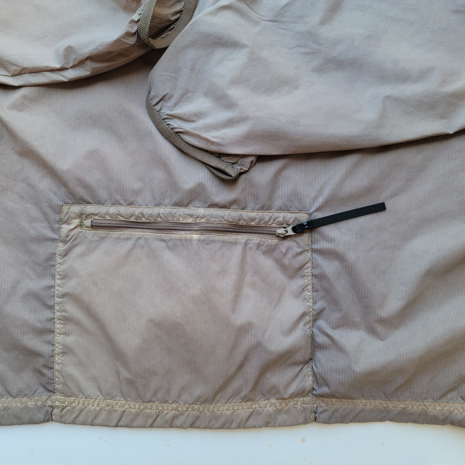 SACAI X NIKE Nike Sportswear Repel Tech Pack Giacca Imballabile Donna Taglia XL Grigio DM6506 827