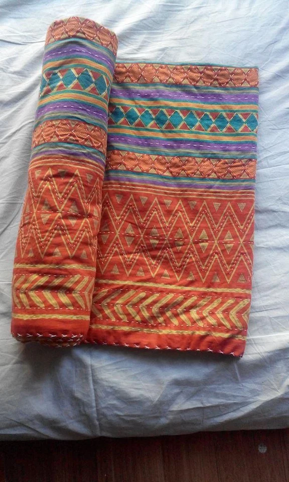Colcha india hecha a mano vintage Kantha manta de algodón Gudri Queen Foto 4 de 4