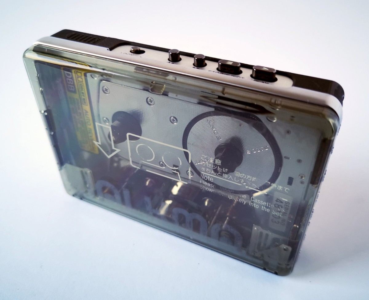 SONY WALKMAN WM-504 スケルトン RAREST 1988 SONY WM-504 SKELETON WALKMAN JAPANESE IMPORT