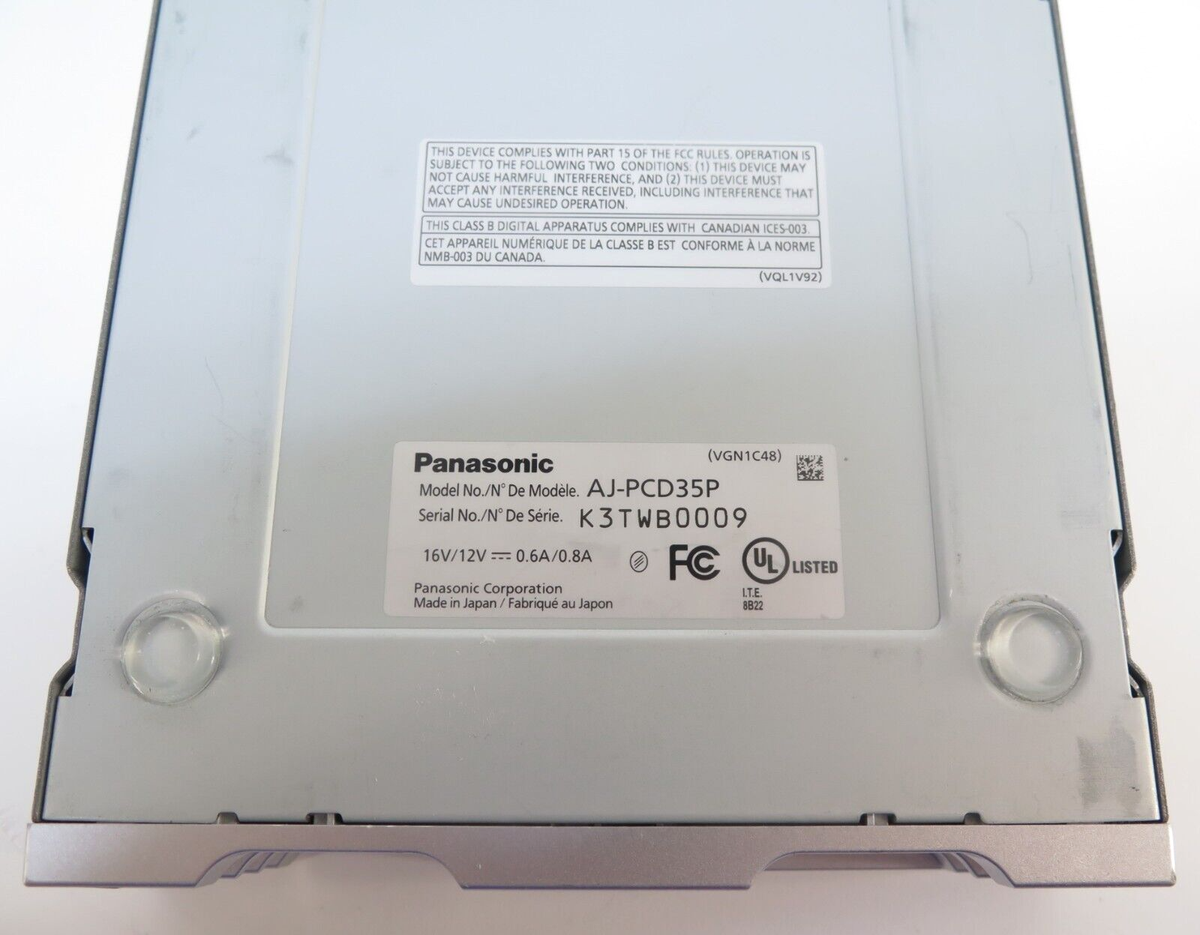 Panasonic AJ-PCD35 Five-Slot P2 Solid-State Memory Drive Panasonic AJ-PCD35 Five-Slot P2 Solid-State Memory Drive