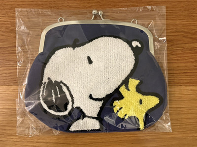 Snoopy - Sagara Clasp Embroidery Pouch with Strap (blue)