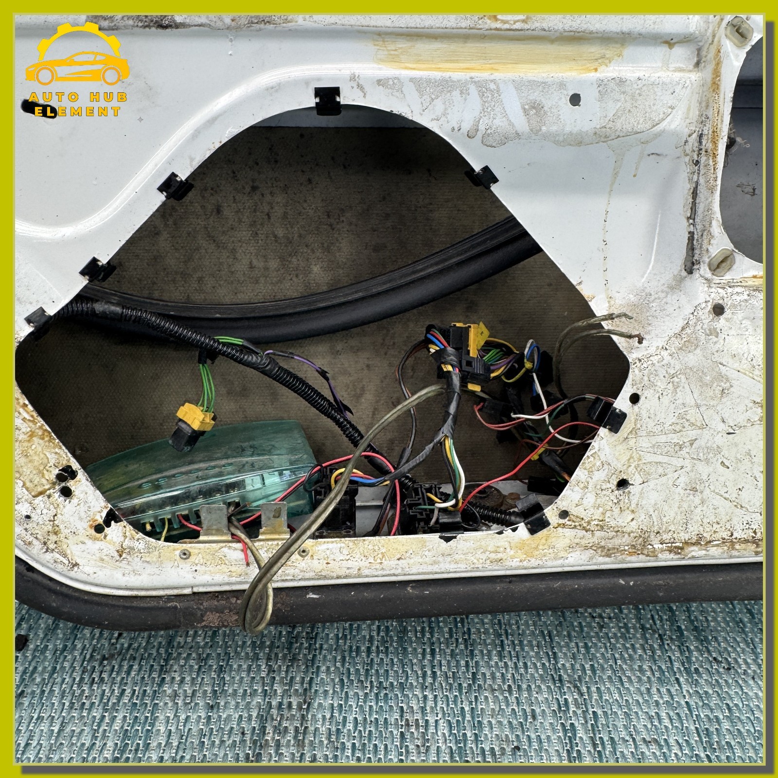 Bentley Brooklands 1992-1998 Rear Left Door framework White