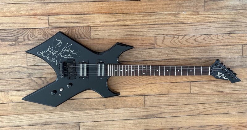 Bc Rich Warlock Made In Japan 1984 Signed By Lita Ford