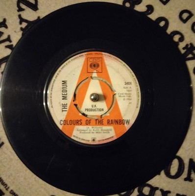 The Medium - Colours Of The Rainbow / Edward Never Lies - Demo - CBS UK 7'' G