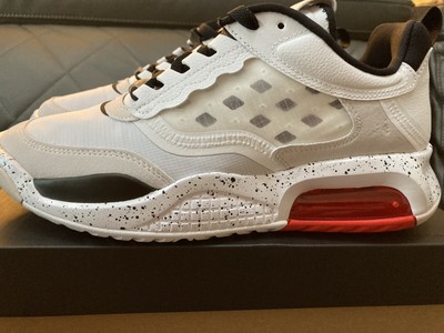 white and red air max 200