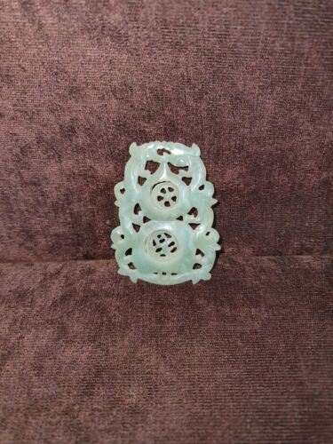 Carved Jade Double Dragon Pendant With 2 prayer - Foto 1 di 4