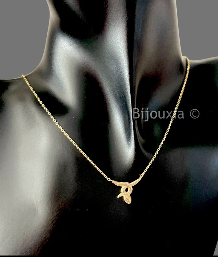 collier sautoir chanel cc metal dore et perle