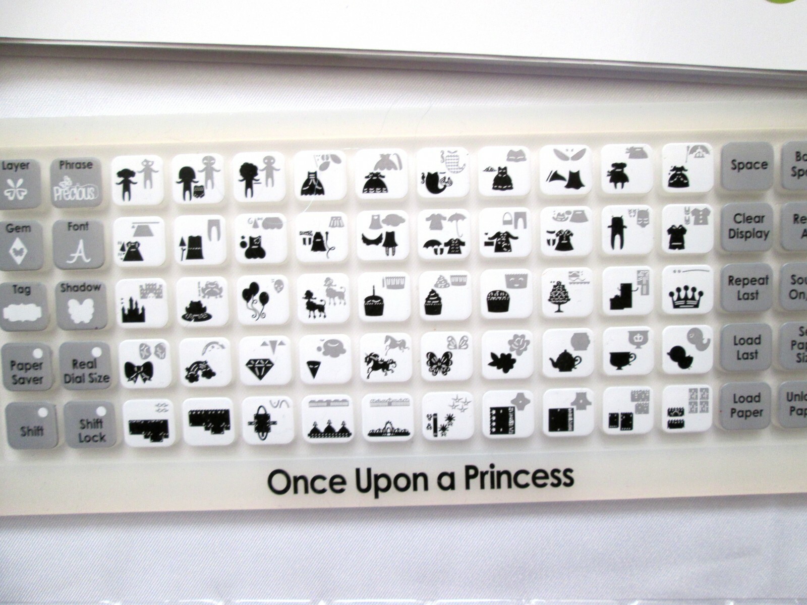 Cricut Once Upon a Princess Shapes Cartridge Complete w/Box Fairytale