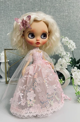 High quality. Elegant outfit for Pullip and Blythe dolls. (OOAK)