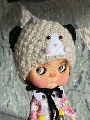 Custom blythe doll clothes, cat  Blythe hat,Blythe helmet clothes, outfit blythe