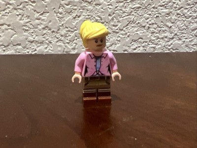 LEGO Jurassic Park Minifigure Dr. Ellie Sattler Jw056