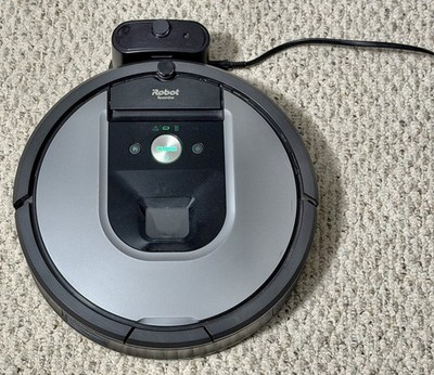 iRobot Roomba 960 Robot Vacuum WiFi Connected Cleaner Tested Many