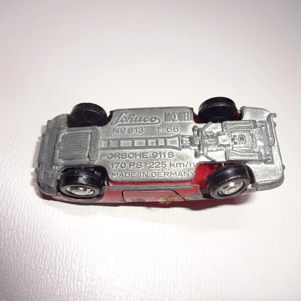Model Car Schuco Model 1:66 For Collectors And Hobbyists Porsche 911S - Image 4 of 4