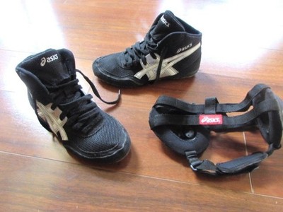 ASICS ~ Youth Size 5.5 ~ MMA MATFLEX 5 Lace-Up Wresting Shoes & Headgear LOT