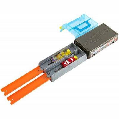 HOT WHEELS Action Race Case Track Set with 2 Cars (Purple & BLue