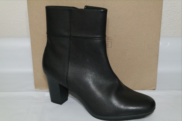 clarks womens black leather boots
