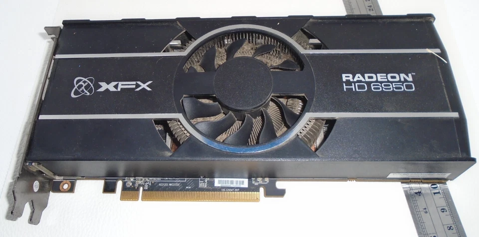 XFX AMD Radeon HD 6950 (HD-695X-CDDC) 2GB GDDR5 SDRAM PCI Express x16 Graphics a - Image 4 of 4