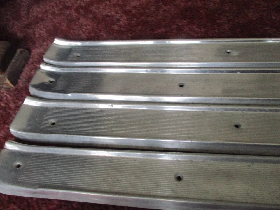 CHEVROLET 1963 SILL-STEP PLATES IMPALA 2 DOOR x 4 VINTAGE ORIGINAL Foto 3 de 4
