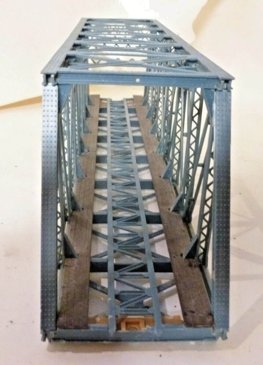 Picture 4 of 12