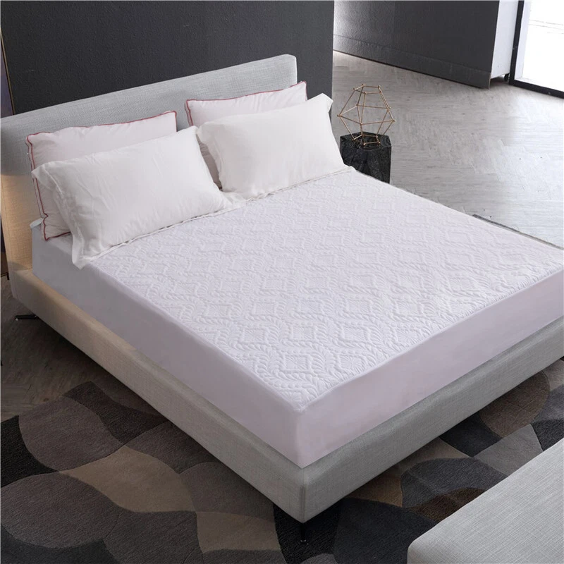 Premium Waterproof Mattress Protector Breathable Quilted Mattress Cover