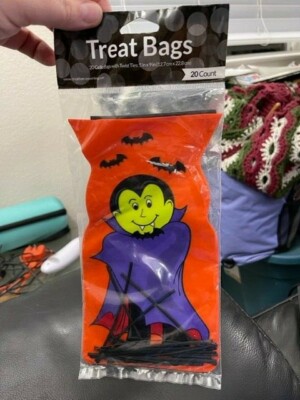 Creative Converting Halloween Vampire Treat Bags w/ties 20ct Cello New!!!