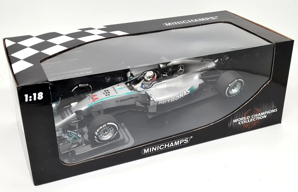 Minichamps 1/18 Mercedes AMG Petronas Team W05  Lewis Hamilton WC 2014 F1 Car - Image 2 of 4