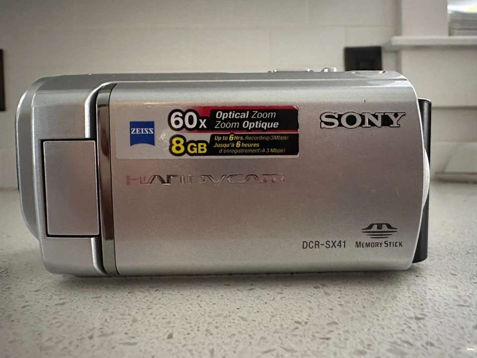 Sony Handycam DCR-SX65 Digital Camcord 70x Zoom, Silver, No Display, Works READ - Image 2 of 4