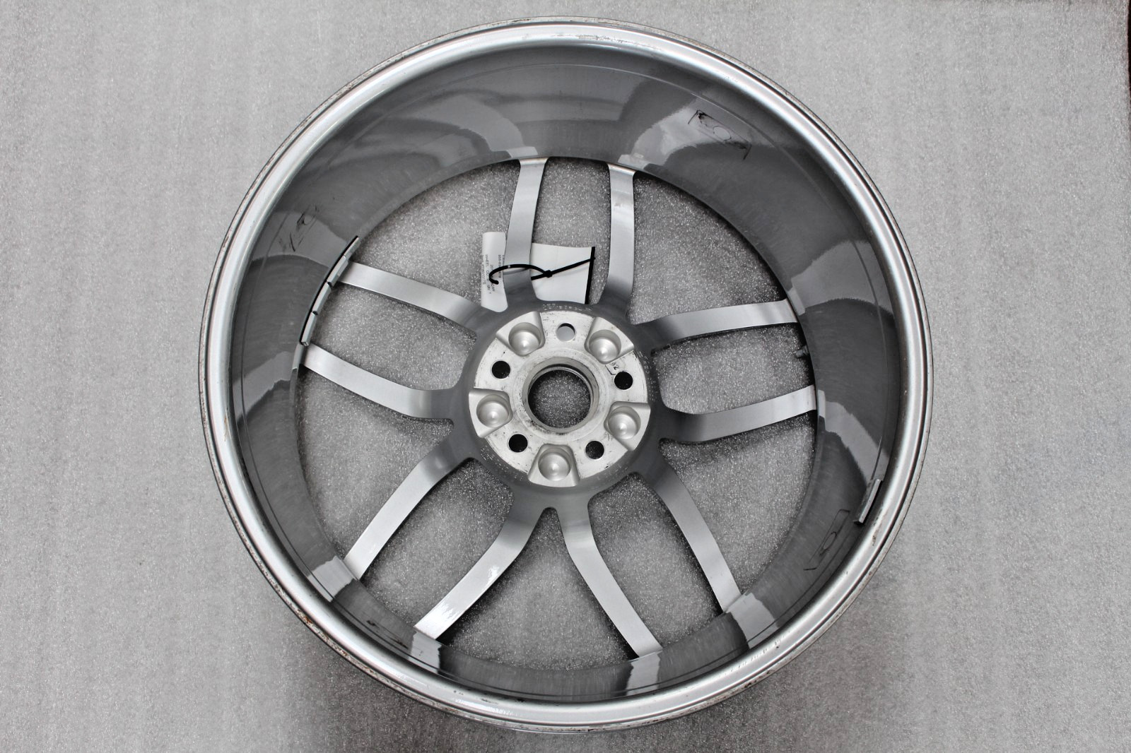 Lamborghini Huracan LP580, 610, Front Wheel, Used, P/N 4T0601017B