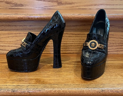 VERSACE AW18 Runway Medusa Croc-Effect Platform Loafer Heels - Size 36