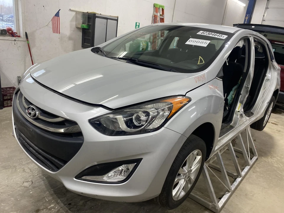 Used Right Door Mirror fits: 2014 Hyundai Elantra power Hatchback GT US market w Foto 4 de 4