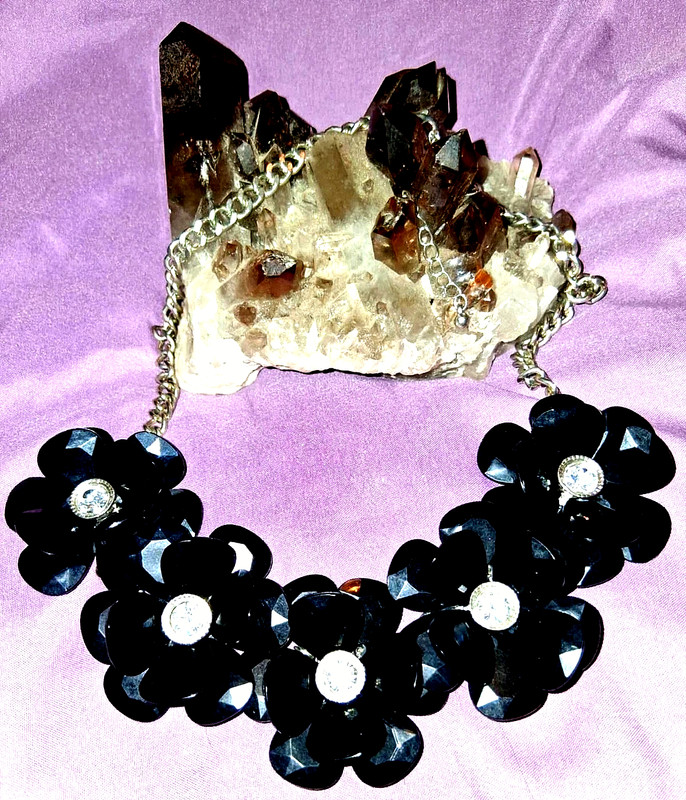NECKLACE SILVER TONE CHAIN BLACK 3D FLOWERS RHINESTONE CENTERS, 18”/ 3” EXTENDED