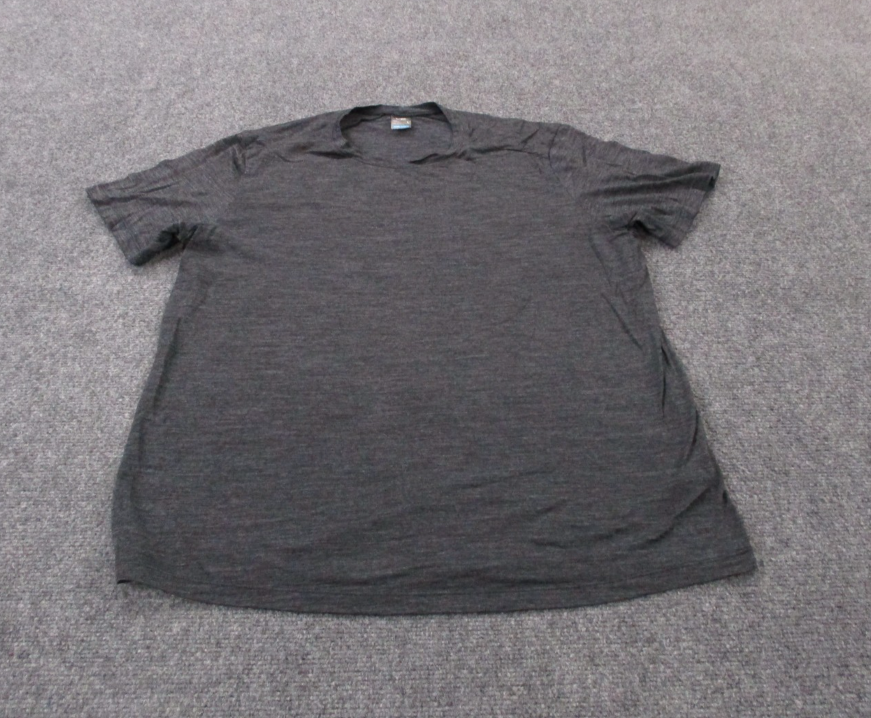 Icebreaker Shirt Men L Gray Merino Wool Blend Base Layer Tee Cool Lite Hiking