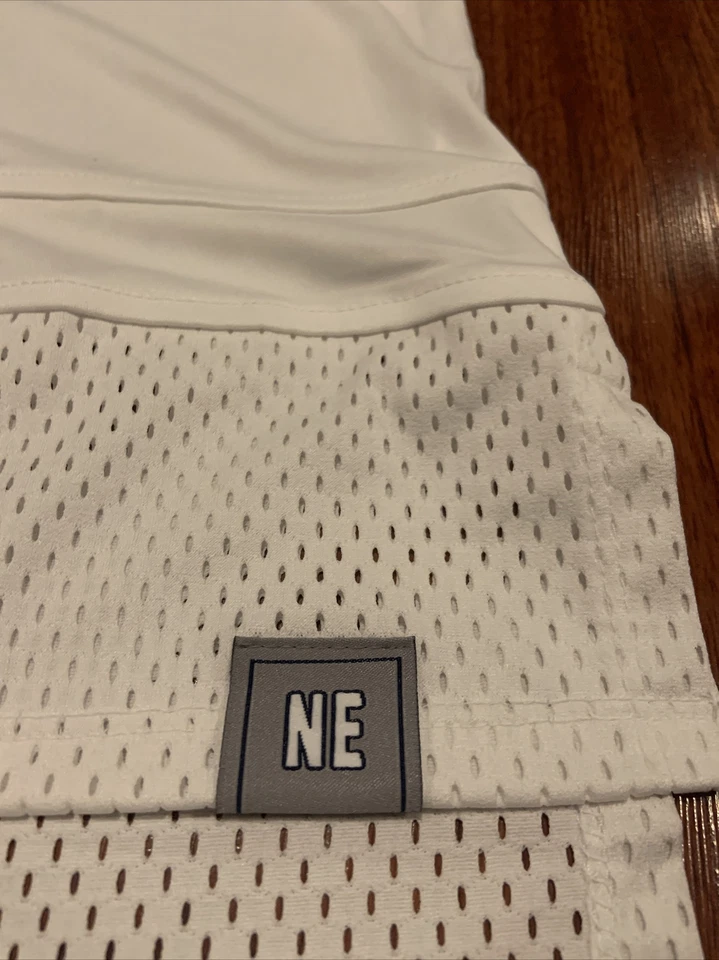 Fanatics Women’s New England Patriots White NFL Draft Me Football Jersey Large L - Изображение 3 из 4