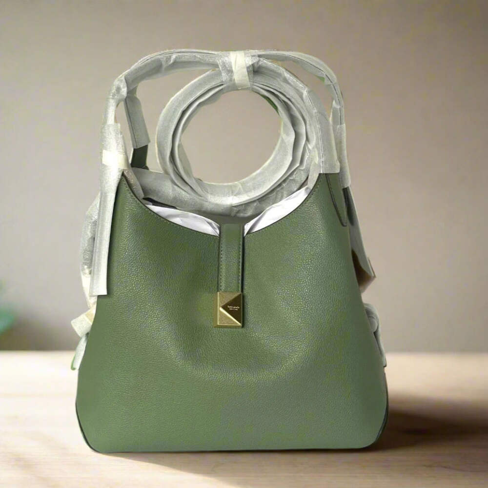 Kate Spade グリッターパーティーバッググリーン(ショッパーおまけ付き) Kate Spade グリッターパーティーバッググリーン(ショッパー