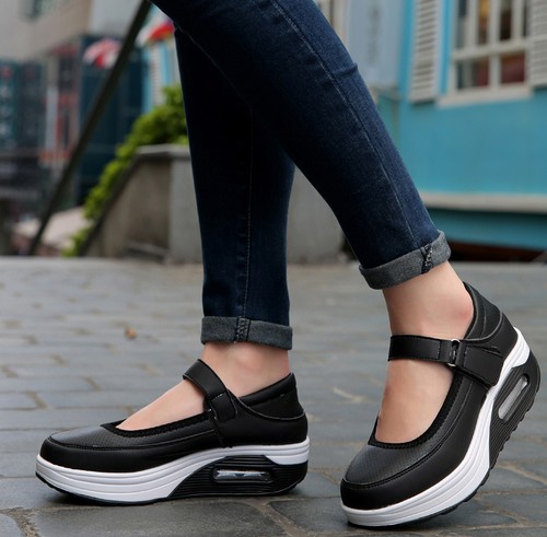 nurse platform shoes