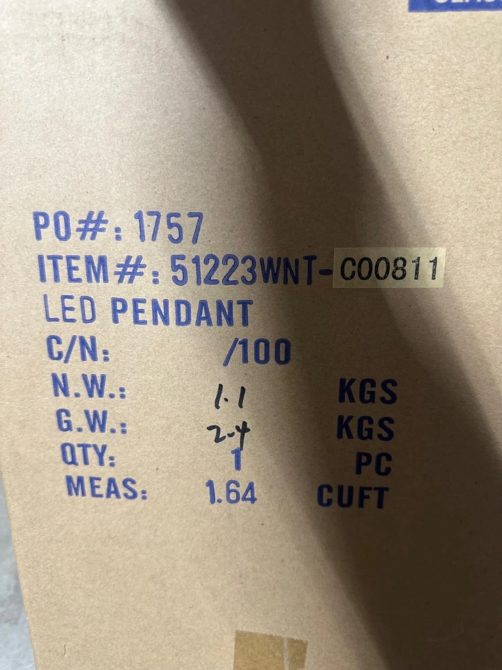 Mini colgante Woodbridge Lighting Alicia de 1 luz de acero y vidrio en LED de nogal/ópalo Foto 3 de 4