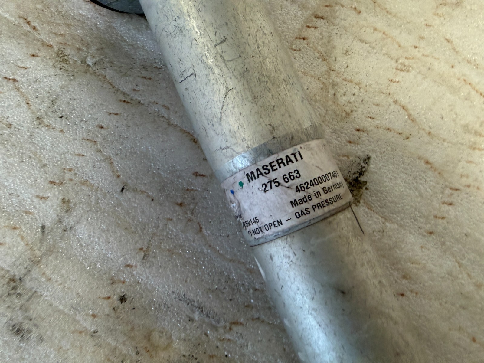 Maserati GranTurismo 2008-2019 Front Left Strut assembly P/N 275663