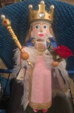 VNT STEINBACH DEUTSCHER GROSSER HOLZ NUSSKNACKER "QUEEN GUINEVERE" S869 