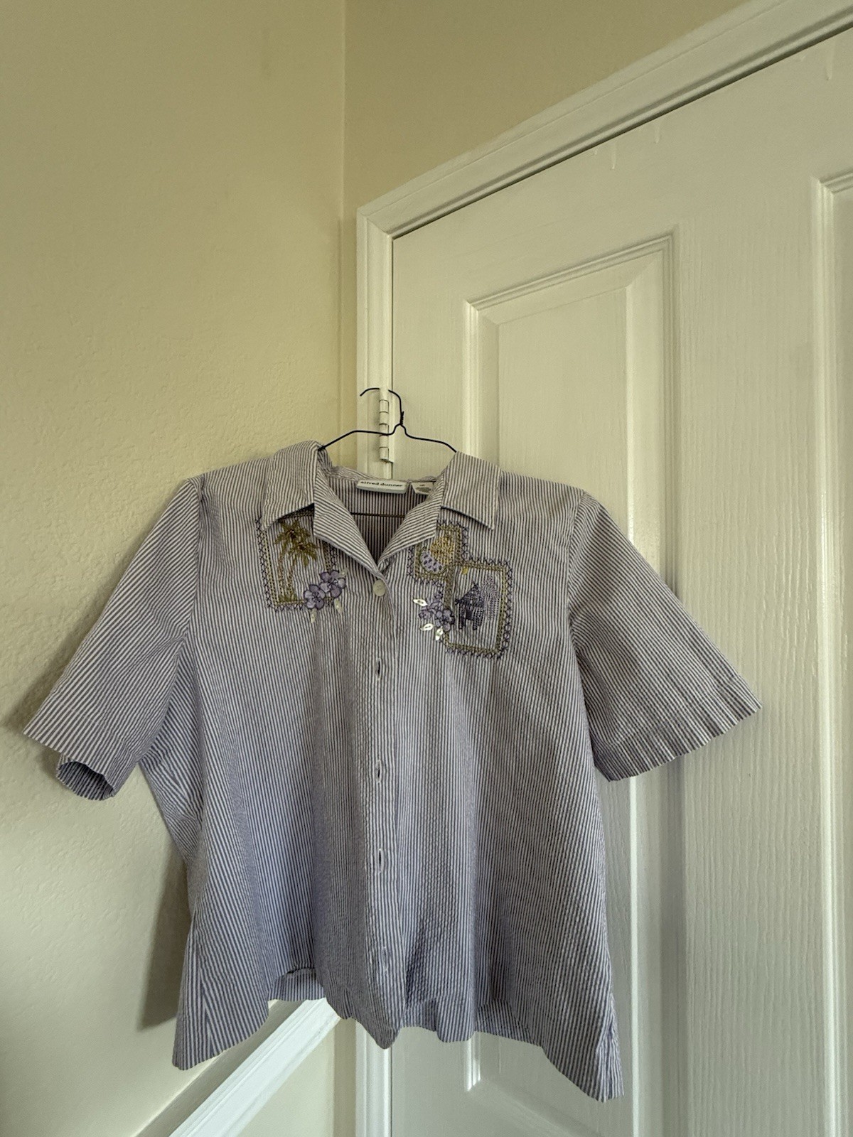 Lavender Button Up - image 4