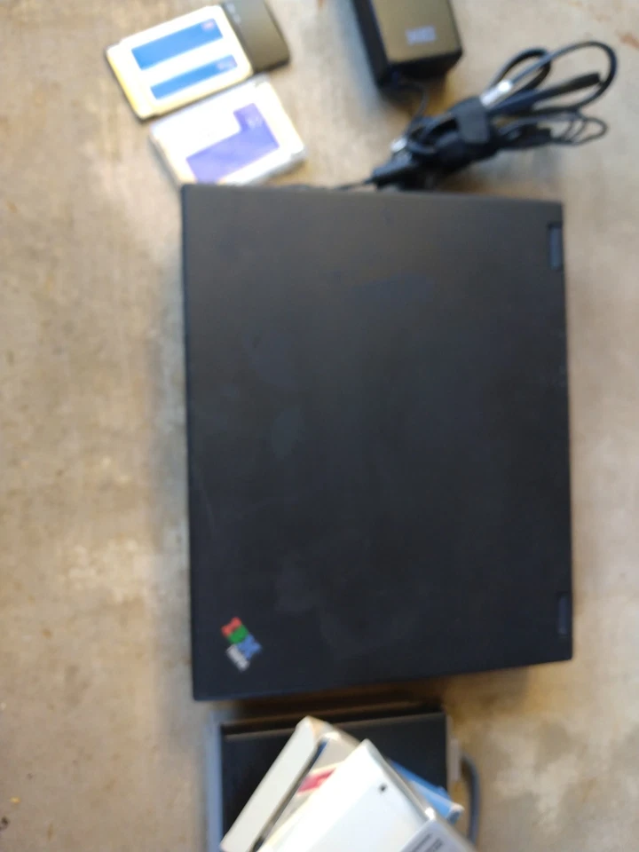 !!PORTATIL IBM ThinkPad 77ed DE COLECCIÓN!! Foto 4 de 4