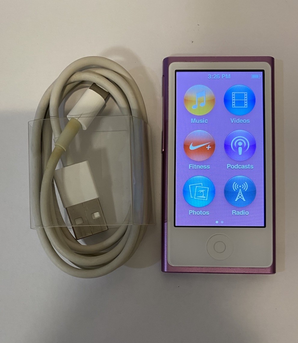 iPod nano 16GB パープル　紫　第7世代　2013年　美品 iPod nano 第7世代 パープル Apple iPod nano (第7世代) パープル 16GB