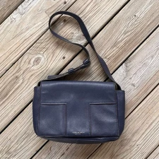 Tory Burch Women's Block-T Blue Pebbled Leather Shoulder Bag 