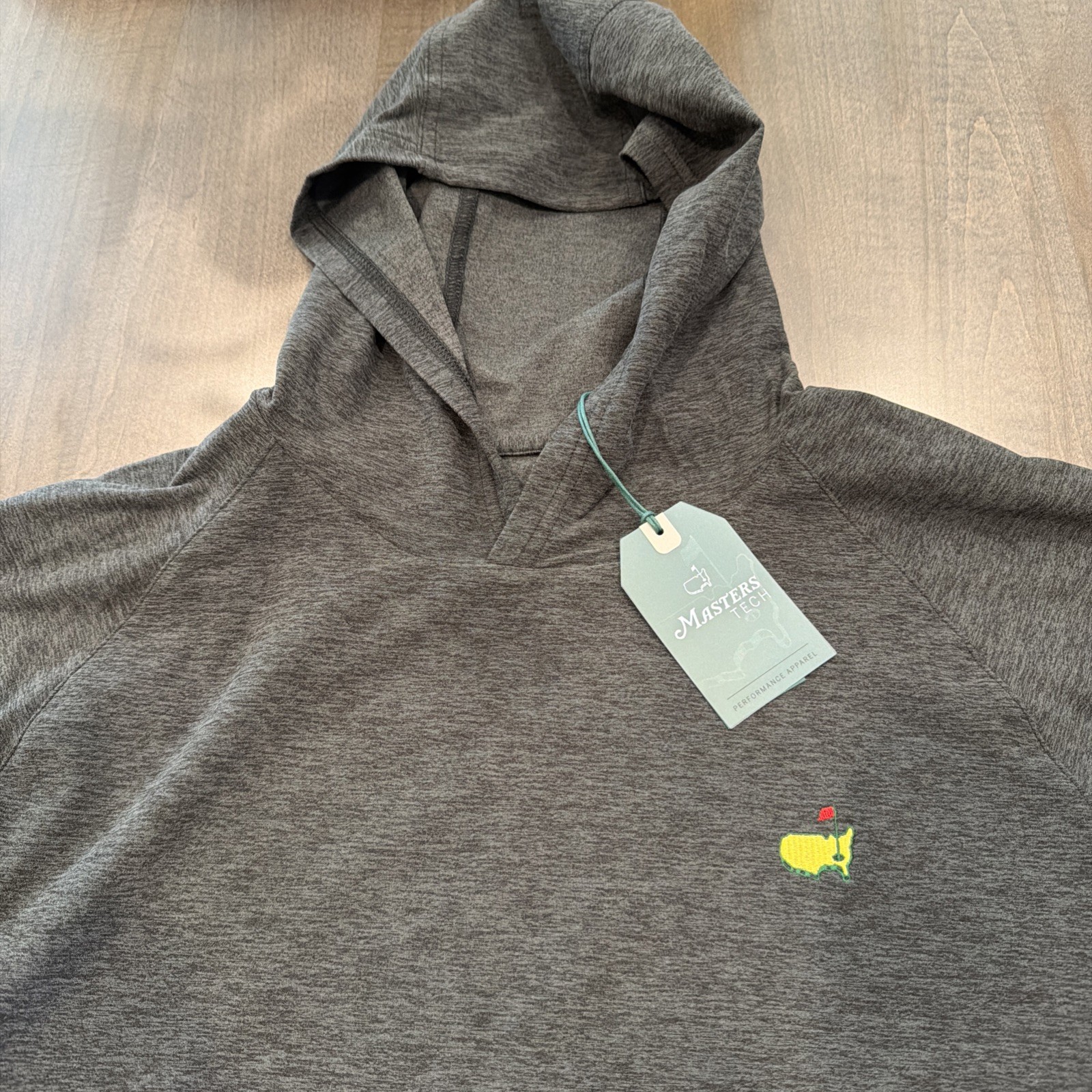 2026 Masters Tech Men’s Performance Golf Hoodie Medium NWT Black/Charcoal