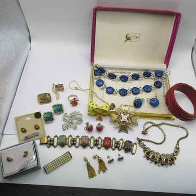 Lot of Vintage Jewelry Some More Recent 19 Pieces Lustern Coro Maltese Bracelets